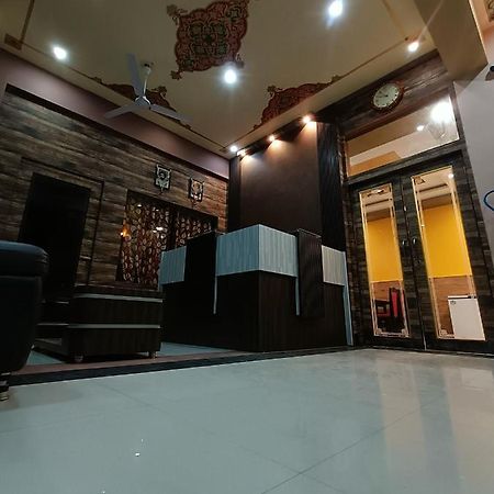 Hotel Subham Residency And Restaurant Биканер Екстериор снимка