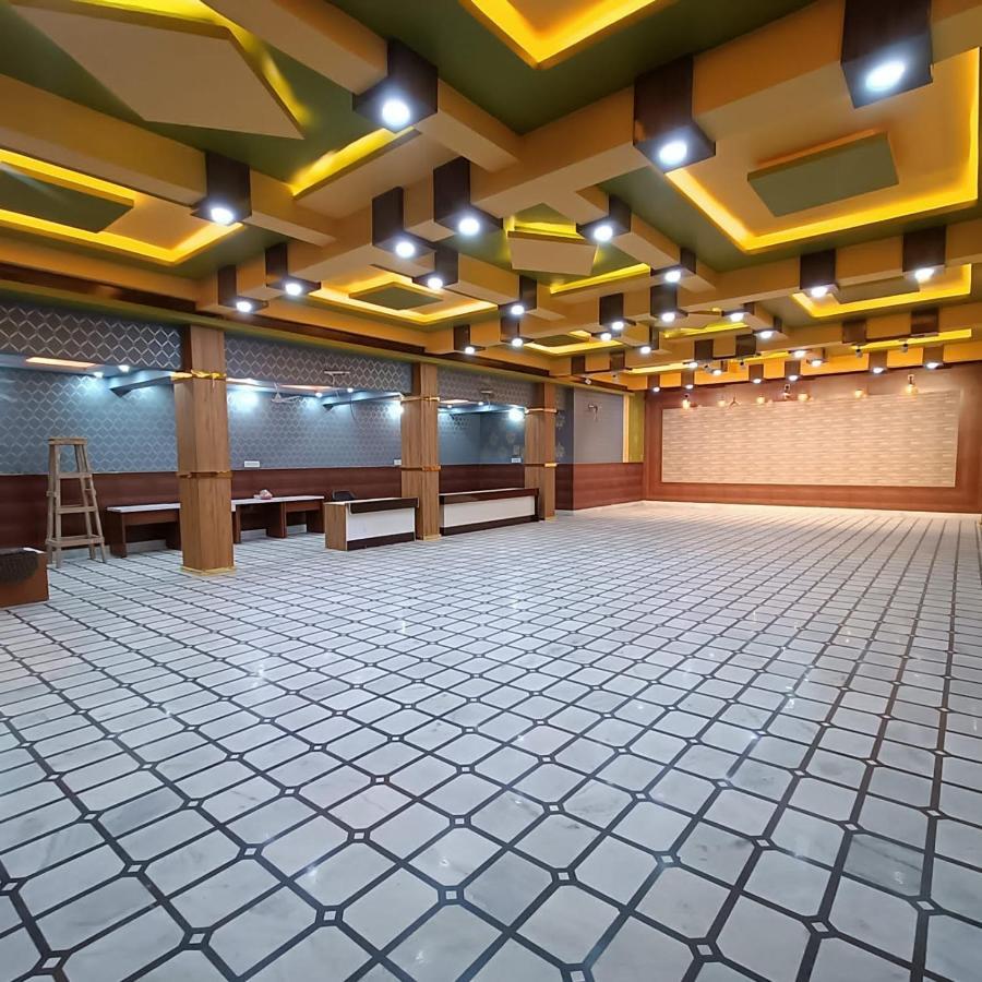 Hotel Subham Residency And Restaurant Биканер Екстериор снимка